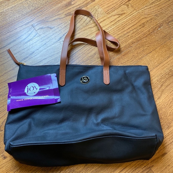 100% LEATHER Tote & Matching Satchel - Picture 3 of 11